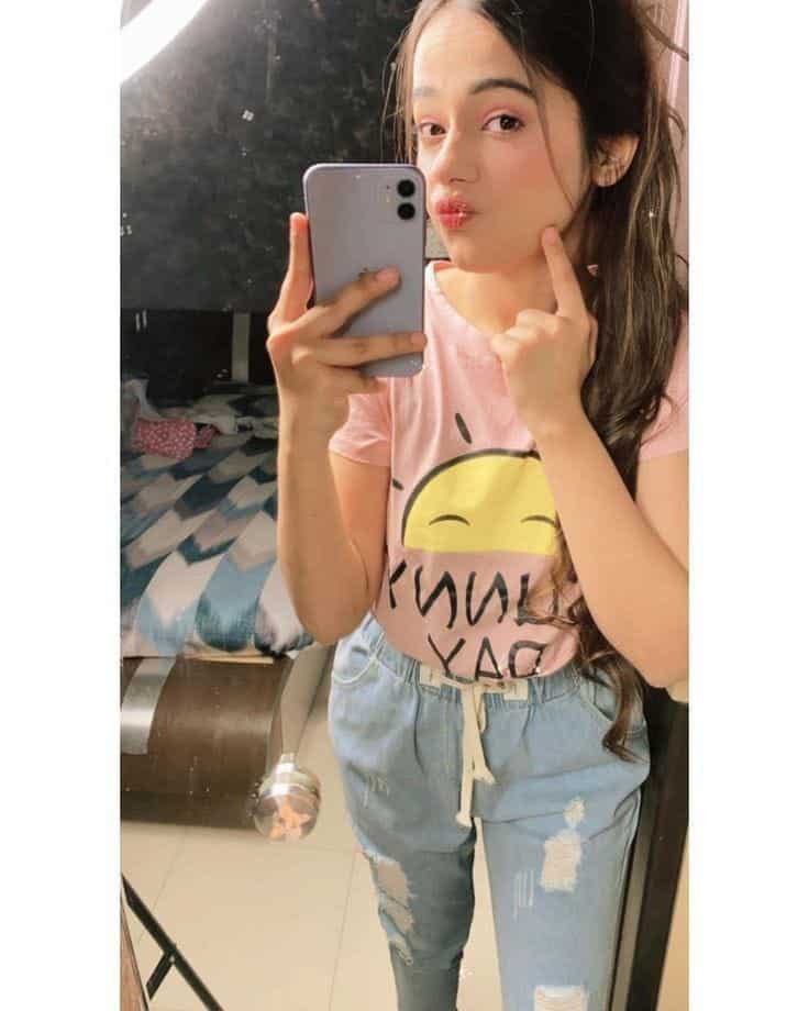 03228703587 University girls escorts service available