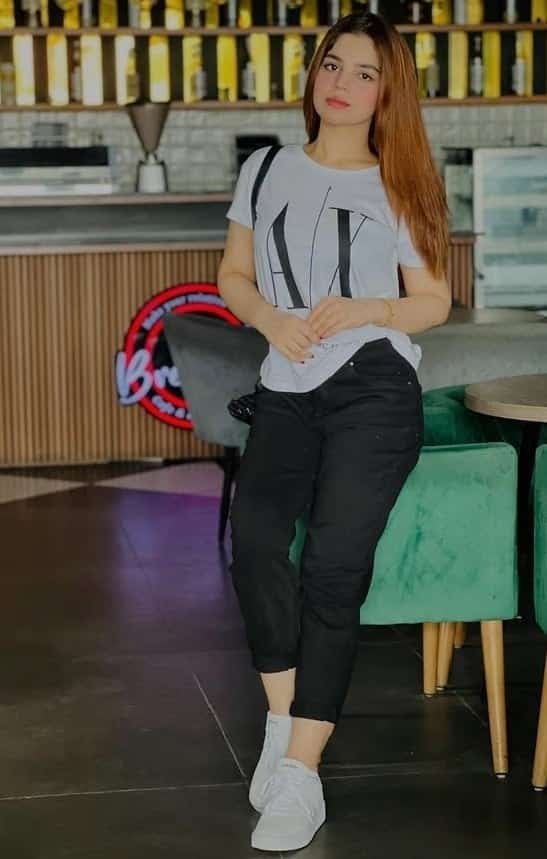 03230733933 night booking home delivery and video call available full coprative staff all hotels delivery and home delivery available video call available